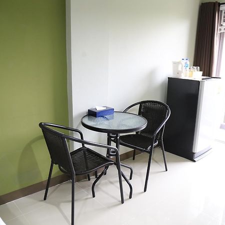 Bijou Boutique Aparthotel Chiang Mai Bagian luar foto