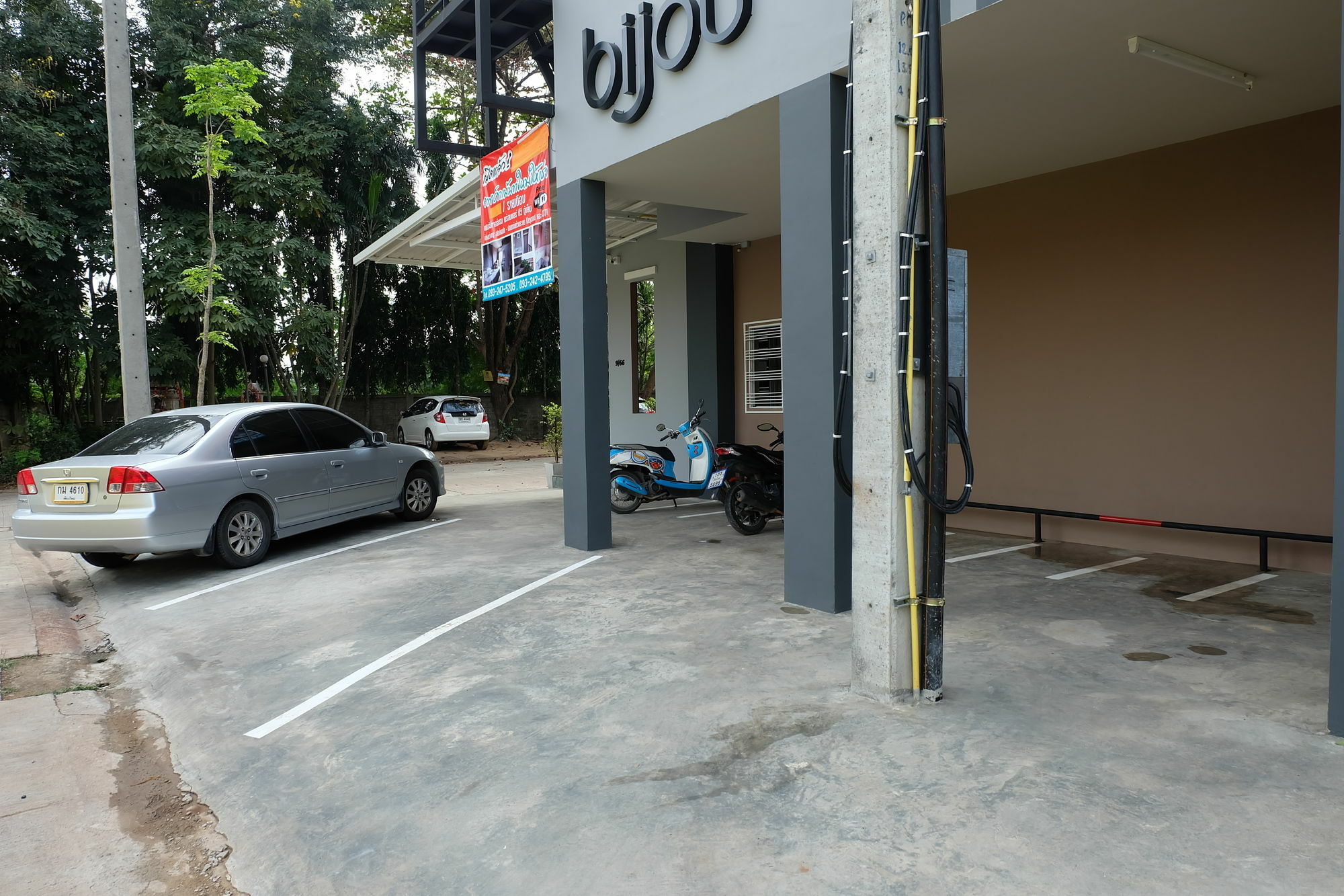 Bijou Boutique Aparthotel Chiang Mai Bagian luar foto
